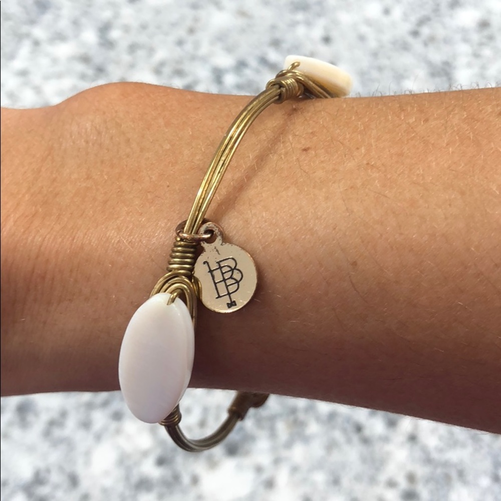 Bourbon & Bowties bracelet- pearl colored & gold